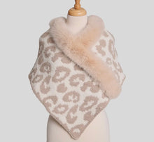Load image into Gallery viewer, Beige Leopard Faux Fur Shawl