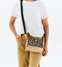 Load image into Gallery viewer, Joss On the Town Crossbody
