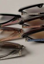 Load image into Gallery viewer, Women’s Sunglasses