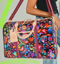 Load image into Gallery viewer, Sophie Jetsetter