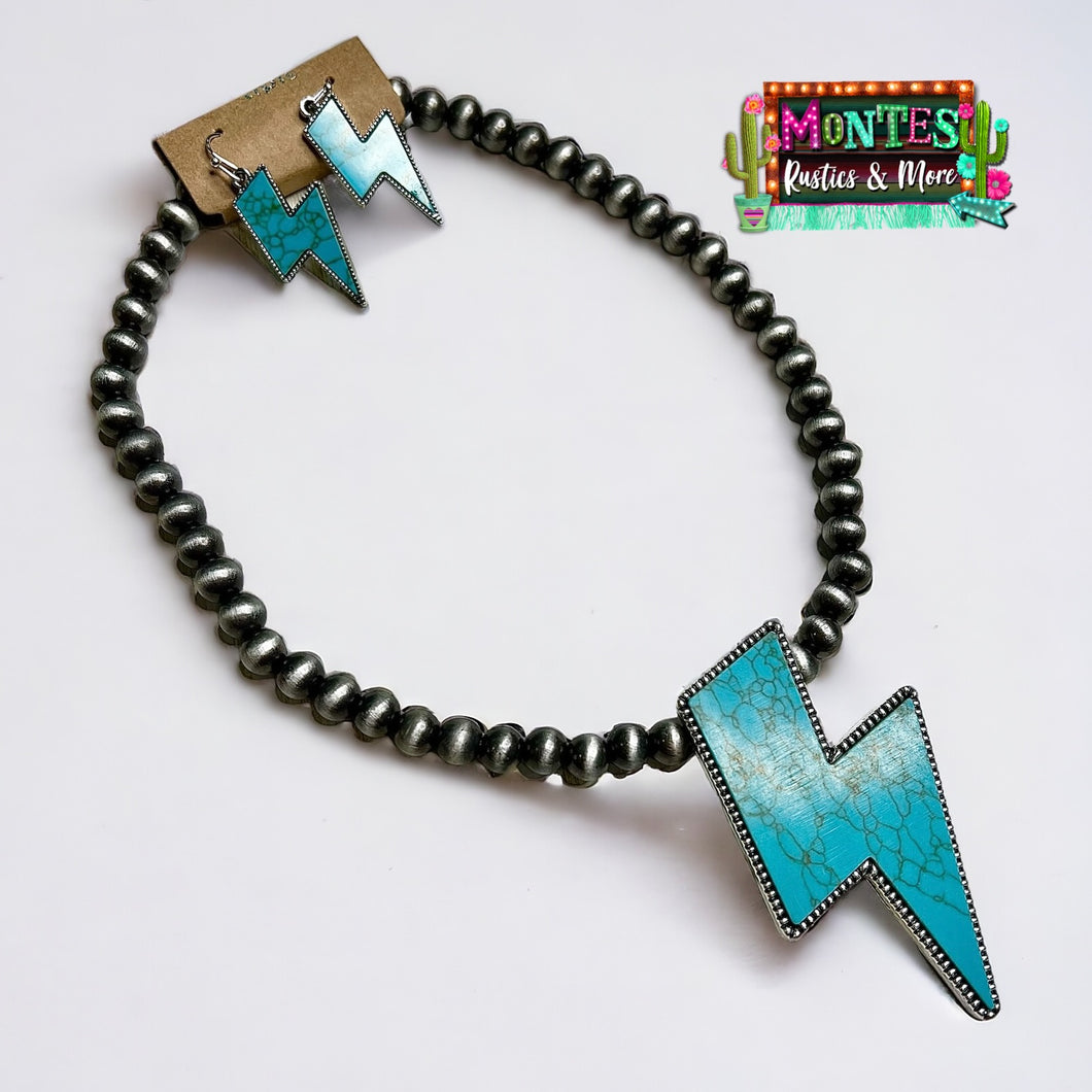 Lightning Bolt Turquoise Short Necklace