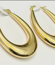 Load image into Gallery viewer, Gold Teardrop Hoop