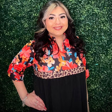 Load image into Gallery viewer, Black Floral Top