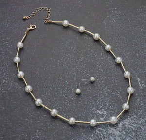 Gold Pearl Necklace