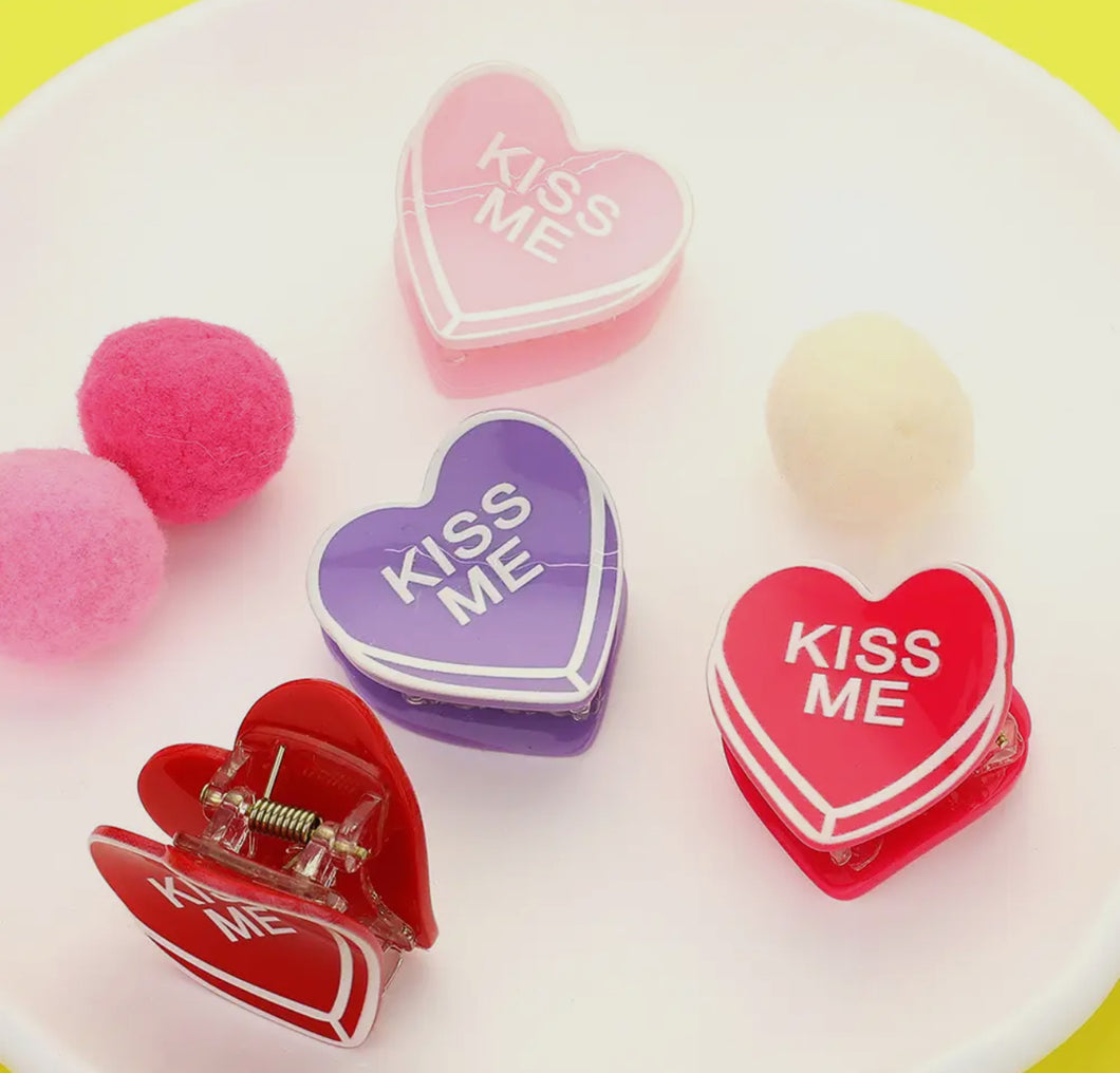 Kiss Me Heart Hair Clip